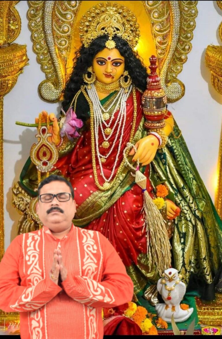 দেবী লক্ষীর পৌরাণিক ব্যাখ্যা এবং একটি প্রাচীন লক্ষী মন্দিরের ইতিহাস